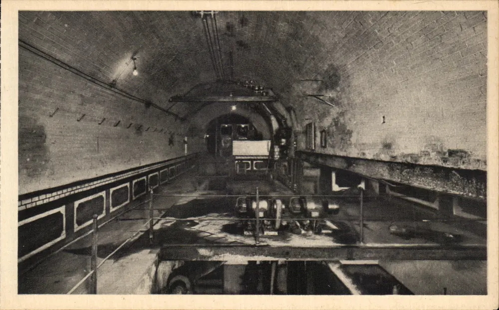 Citadelle de Verdun — Ecoeule n°1 — Grupos elétricos acionando as bombas centrífugas - Frente