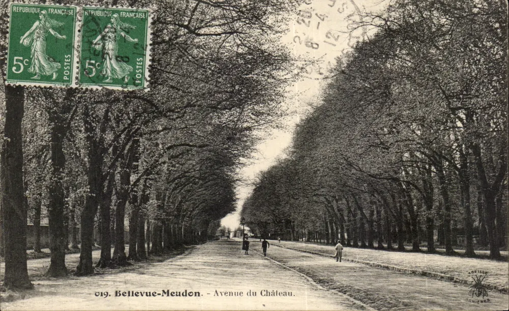 Bellevue-Meudon — Avenida do Castelo — Editor: C. Bérenger, n° 019 - Frente