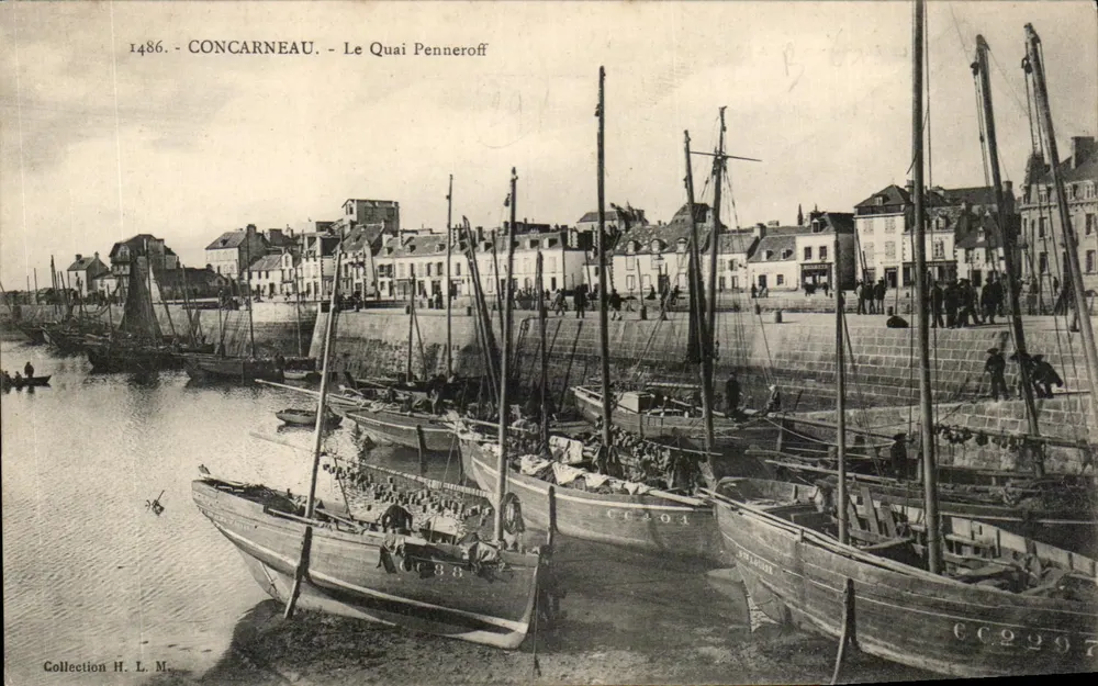 Concarneau - O Cais Penneroff — Coleção H. L. M., n° 1486 - Frente