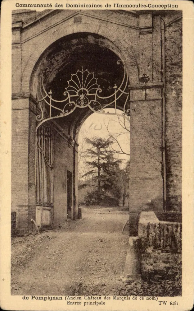 Pompignan — Ehemaliger Schloss der Marquis dieses Namens — Haupteingang — TW 6181 - Vorderseite