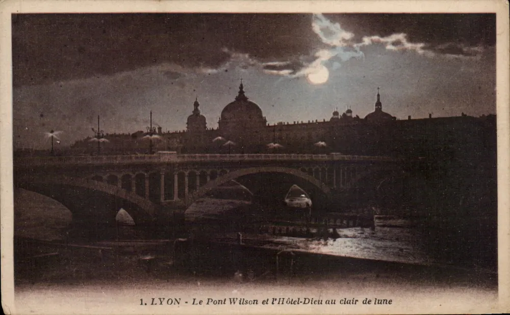LYON - Der Pont Wilson und das Hôtel-Dieu bei Mondlicht — G. Antaud, Avenue de la Côte, Nantes - Vorderseite
