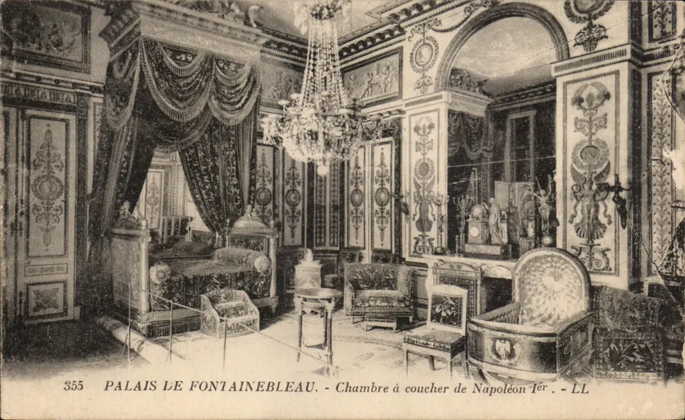Palast von Fontainebleau — Schlafzimmer von Napoleon I. — LL - Vorderseite