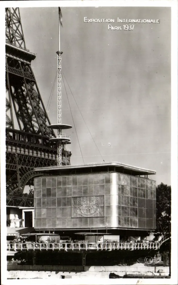 Pavillon der Tschechoslowakei — Internationale Ausstellung Paris 1937 — H. Chipault, Boulogne-sur-Seine - Vorderseite