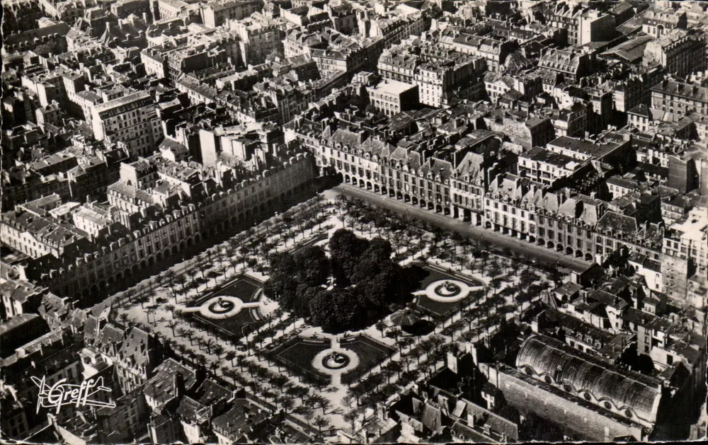 Place des Vosges — Luftbild — Greff, Paris - Vorderseite