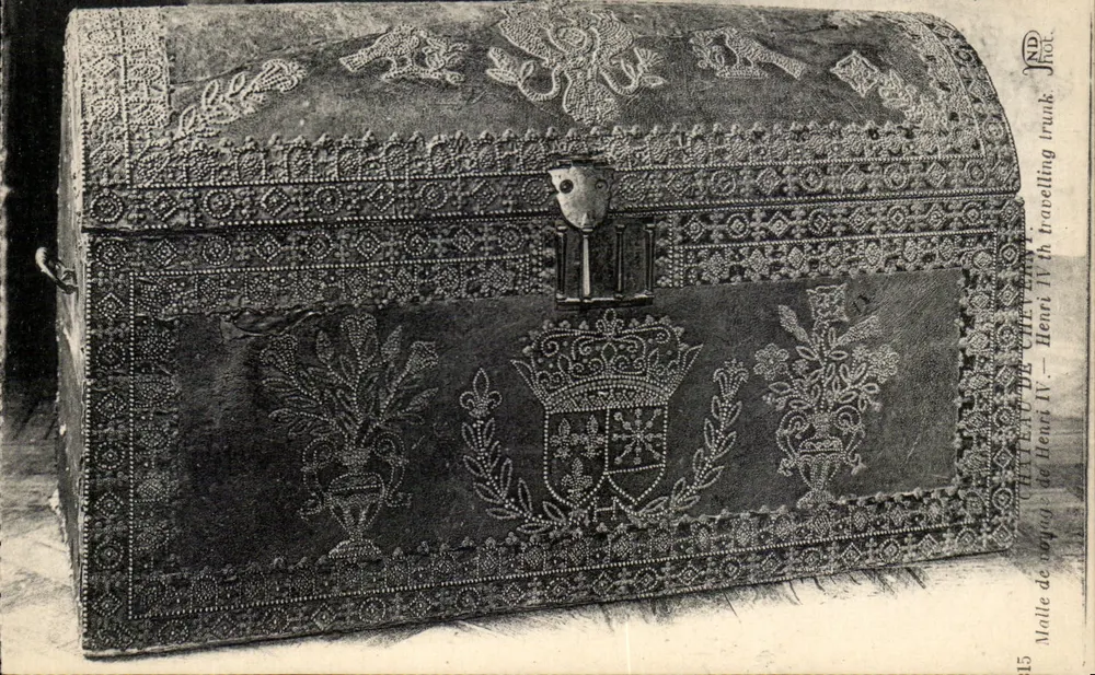 Reisekoffer von Henri IV — Henri IV th travelling trunk - Vorderseite