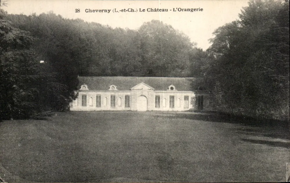 Cheverny (Loir-et-Cher) - O Castelo - A Orangerie - Frente