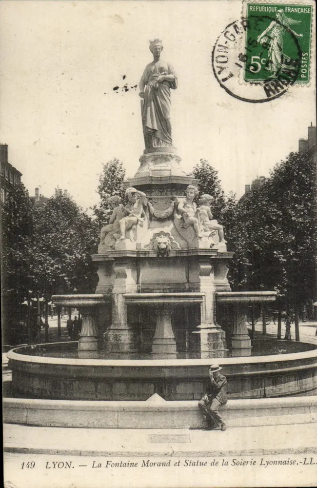 LYON — Fontaine Morand und Statue der Lyoner Seidenindustrie — LL n°149 - Vorderseite