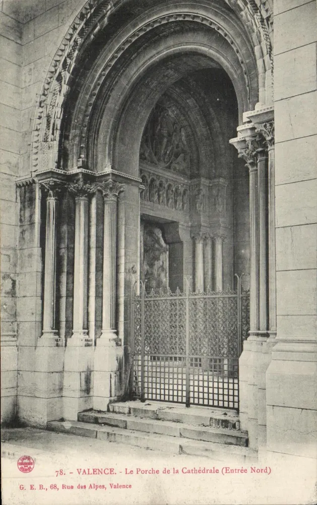 Valência - O Portal da Catedral (Entrada Norte) — G. E. B., 68, Rua das Alpes, Valência - Frente