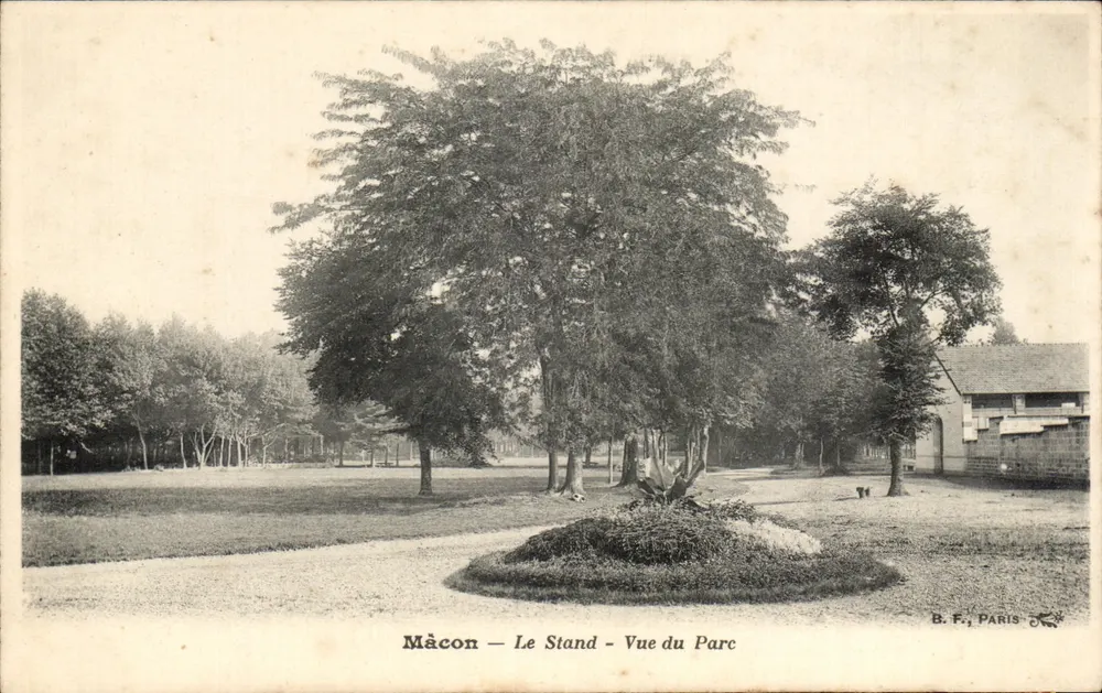 Mâcon — O Stand — Vista do Parque — B.F. PARIS - Frente