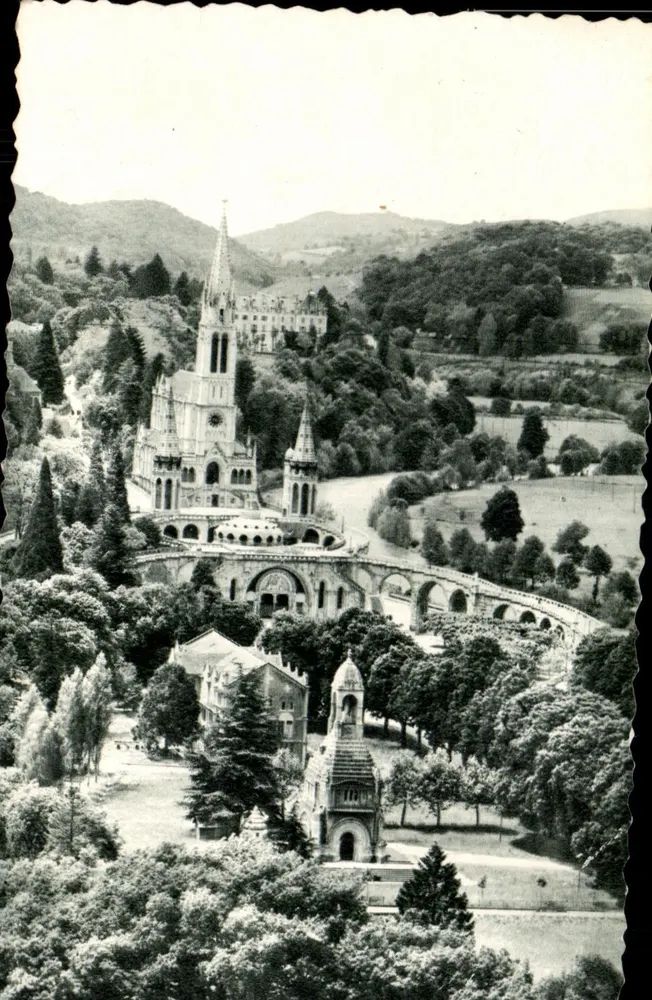 Lourdes — Basilika und der Gave, Alliiertes Denkmal — Editions Mid'Péninsule, Nr. 3 - Vorderseite