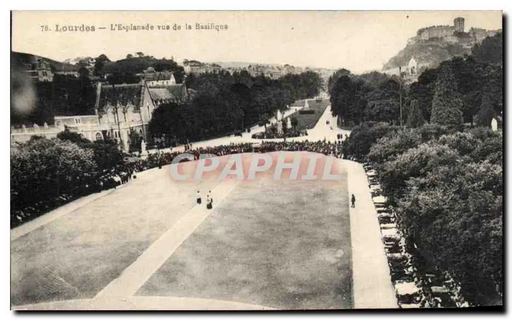 Lourdes — A Esplanada vista da Basílica — Edição Pallier de Lourdes - Frente