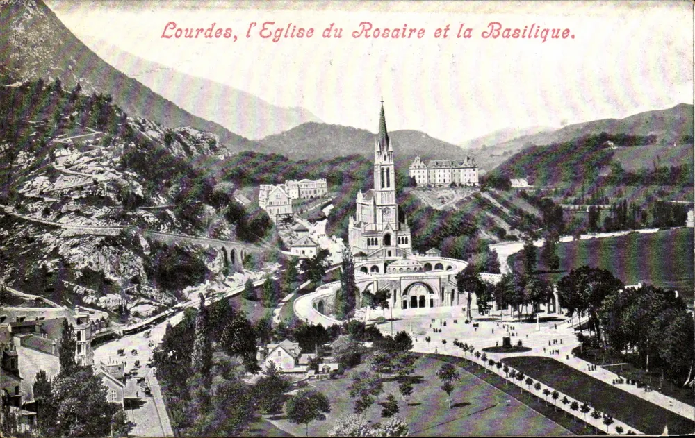Lourdes, die Kirche des Rosenkranzes und die Basilika — Ausgabe der Katholischen Allianz, Lourdes (H.P.) - Vorderseite
