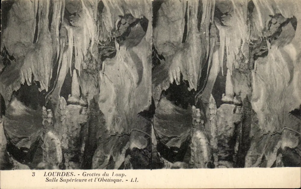 Lourdes - Grotten des Loups. Oberer Saal und das Obétisque. - LL. - Vorderseite