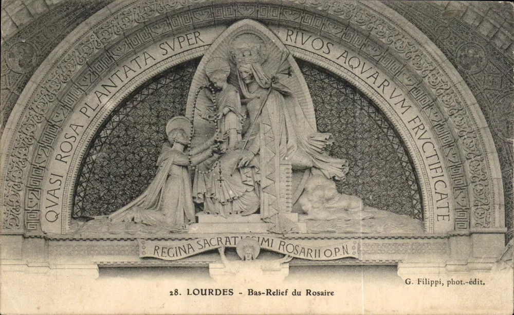 Lourdes - Bas-Relief do Rosário — G. Filippi, fot.-édit. - Frente
