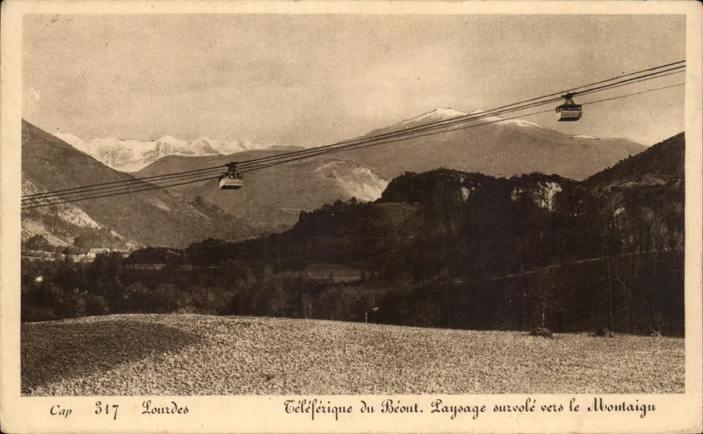 Lourdes — Seilbahn Béout. Landschaft über Montaigu — Cap 317 - Vorderseite