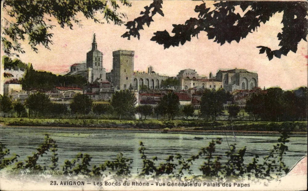 Avignon — Die Ufer des Rhônes — Allgemeiner Blick auf das Palais des Papes - Vorderseite