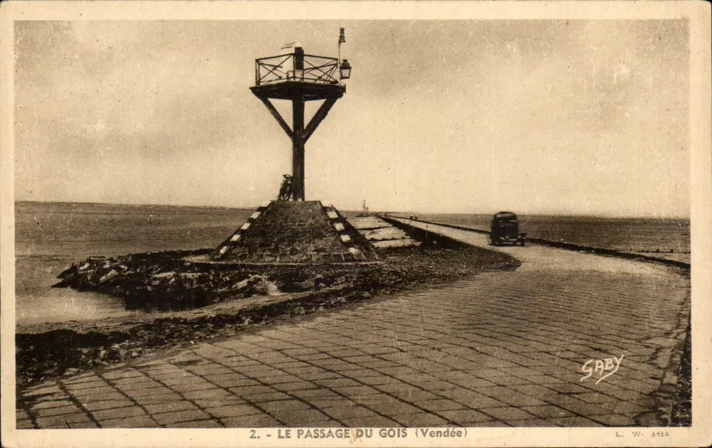 Le Passage du Gois (Vendée) — vista do farol e do ponte — edição Gaby, n° 4114 - Frente