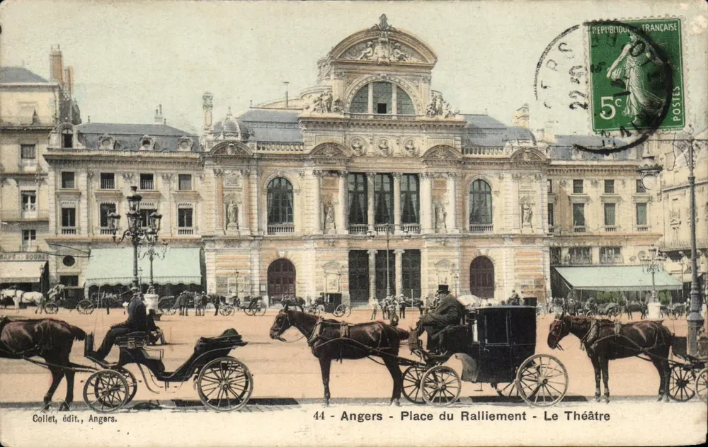 Angers - Place du Ralliement - Das Theater — Collet, Verlag, Angers, Nr. 44 - Vorderseite
