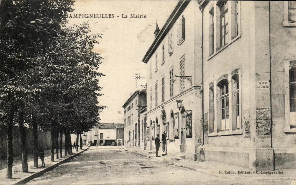Champigneulles - A Prefeitura — Rua das Escolas — P. Taffin, Editor - Frente