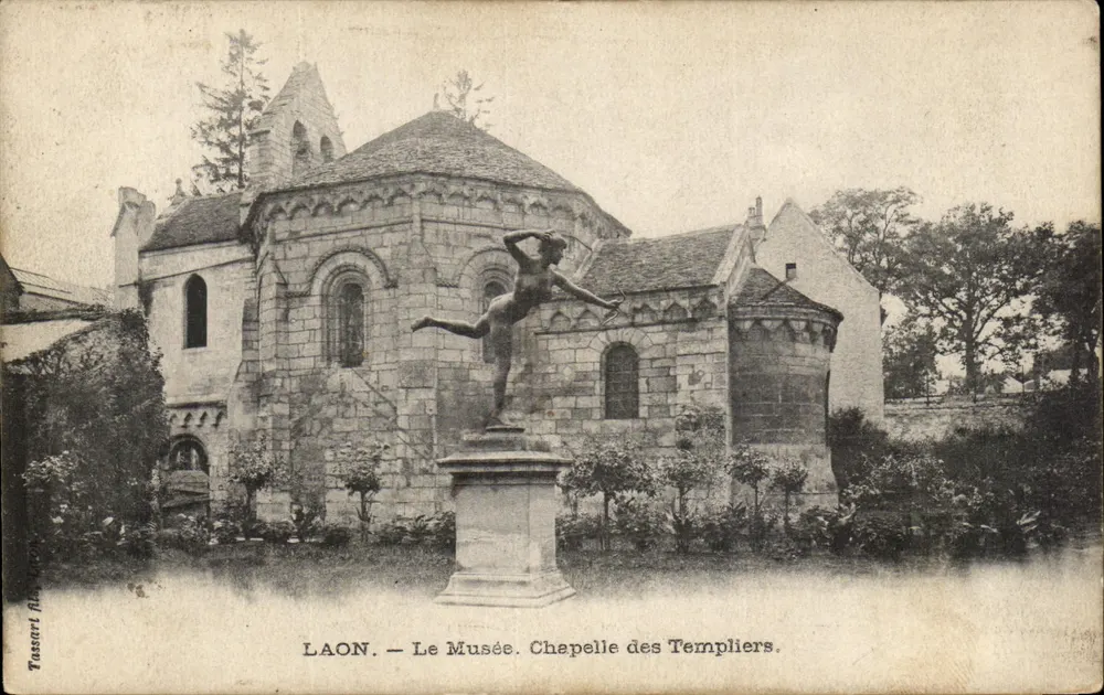 Laon — O Museu. Capela dos Templários — Tassart Alexandre, n° 184 - Frente