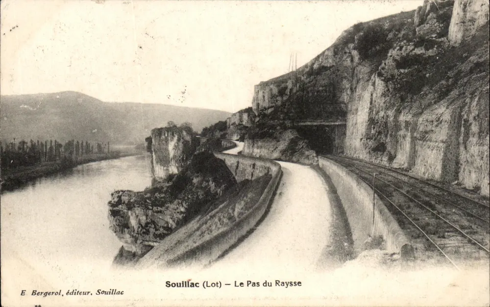 Souillac (Lot) — O Pas du Raysse — E. Bergerol, editor, Souillac - Frente