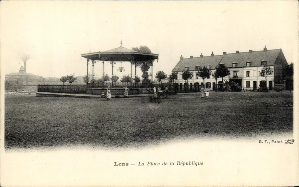 Lens — A Praça da República — B.F., Paris - Frente