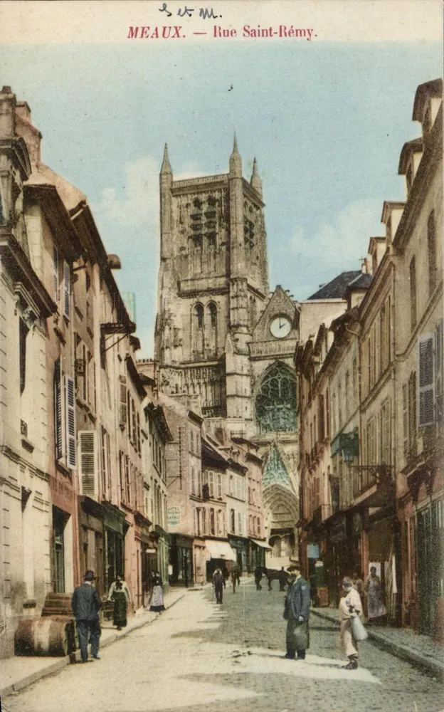 Meaux — Rue Saint-Rémy — vista da catedral - Frente
