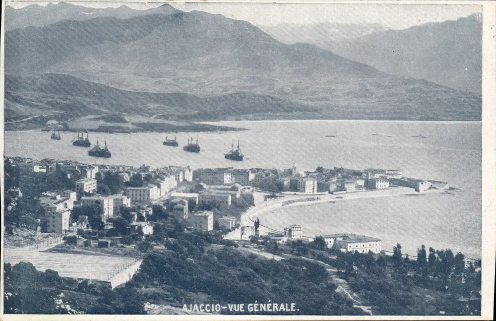 Ajaccio — Vista geral — editor não visível - Frente