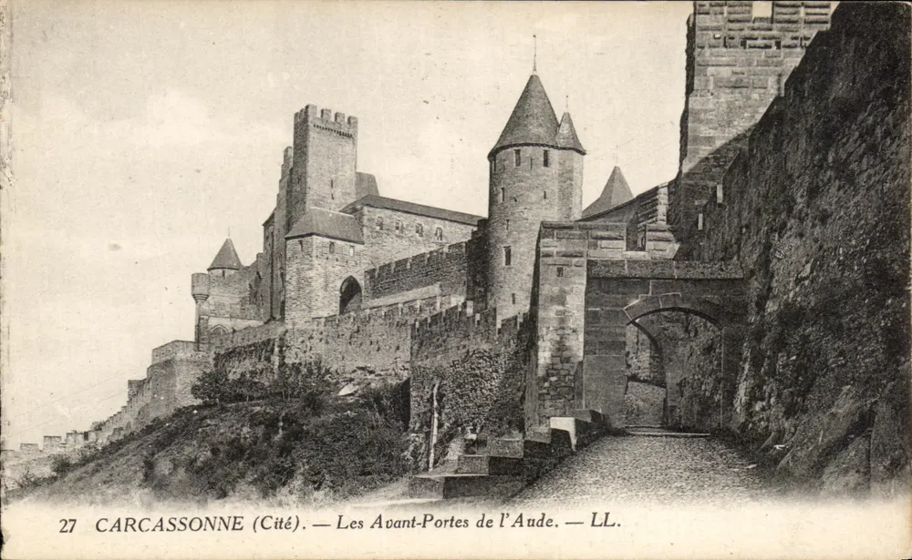 Carcassonne (Cité) — Les Avant-Portes de l'Aude — LL. - Vorderseite