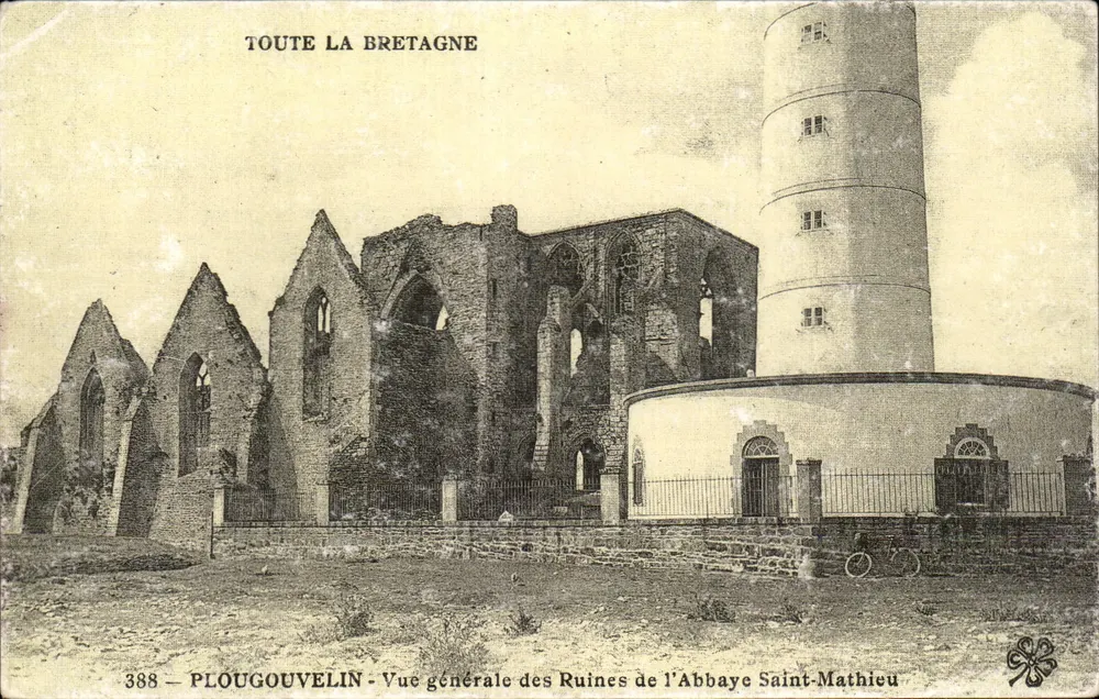 Plouguouvelin — Ruinas de la Abadía de San Mateo — Toda la Bretaña, n°388 - Anverso
