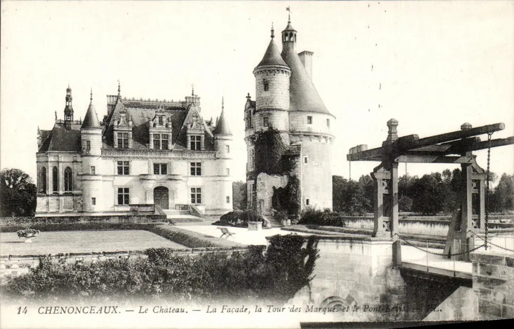 Chenonceaux — Das Schloss — Die Fassade, die Turm der Marques und der Pont-Levis — Verlag PL. - Vorderseite