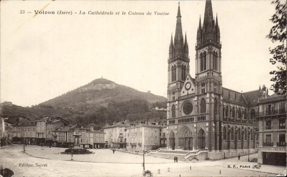 Voiron (Isère) — Die Kathedrale und der Berg Vouise — Édition Sarret - Vorderseite