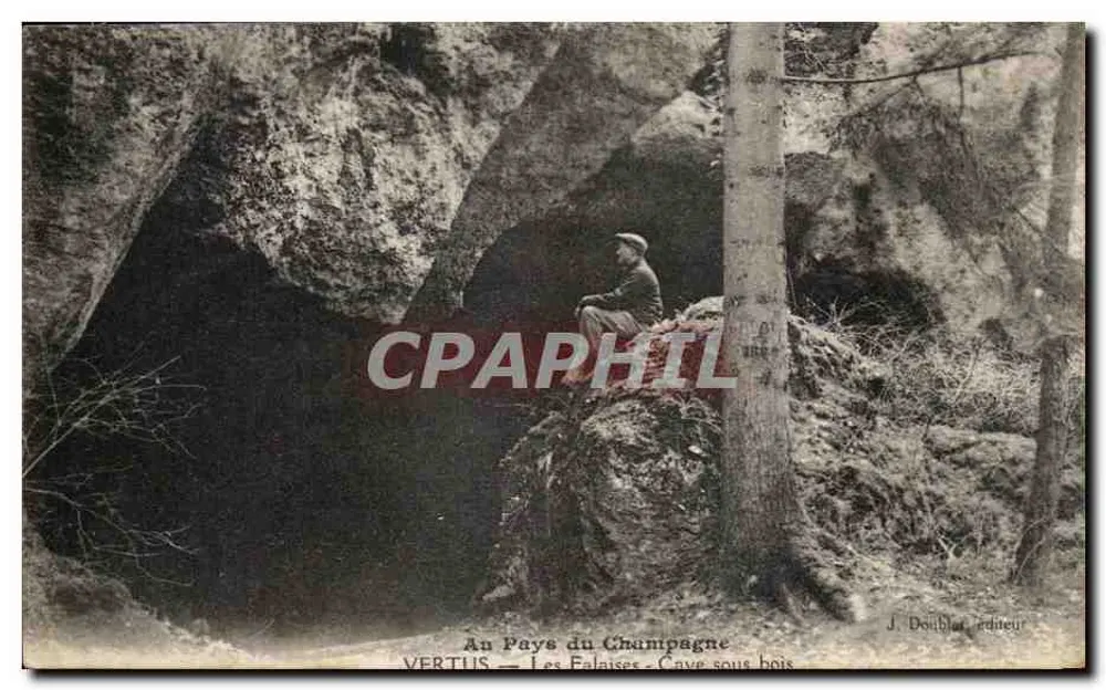 Vertus — Die Klippen — Höhle unter dem Wald — J. Doublat, Verleger - Vorderseite
