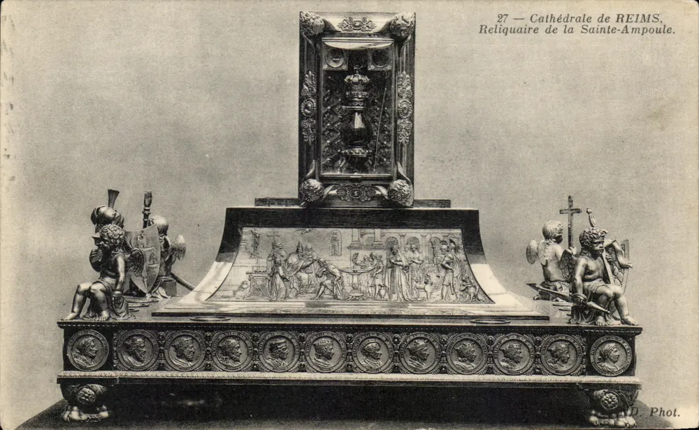 Cathédrale de Reims — Reliquaire de la Sainte-Ampoule — D. Phot. - Vorderseite