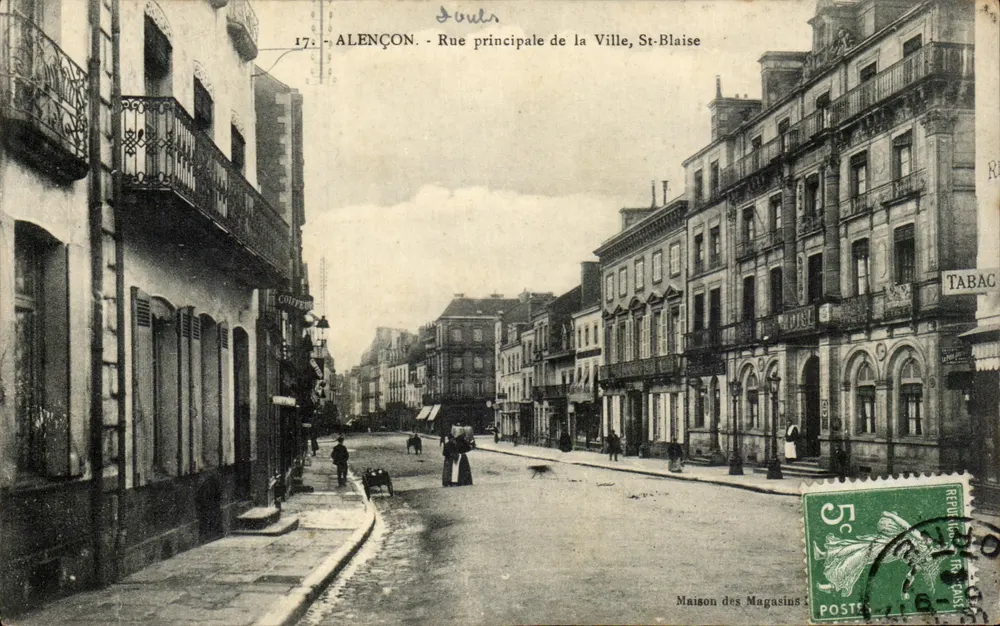 Alençon — Hauptstraße der Stadt, St-Blaise — Ladenhaus, Nr. 17 - Vorderseite