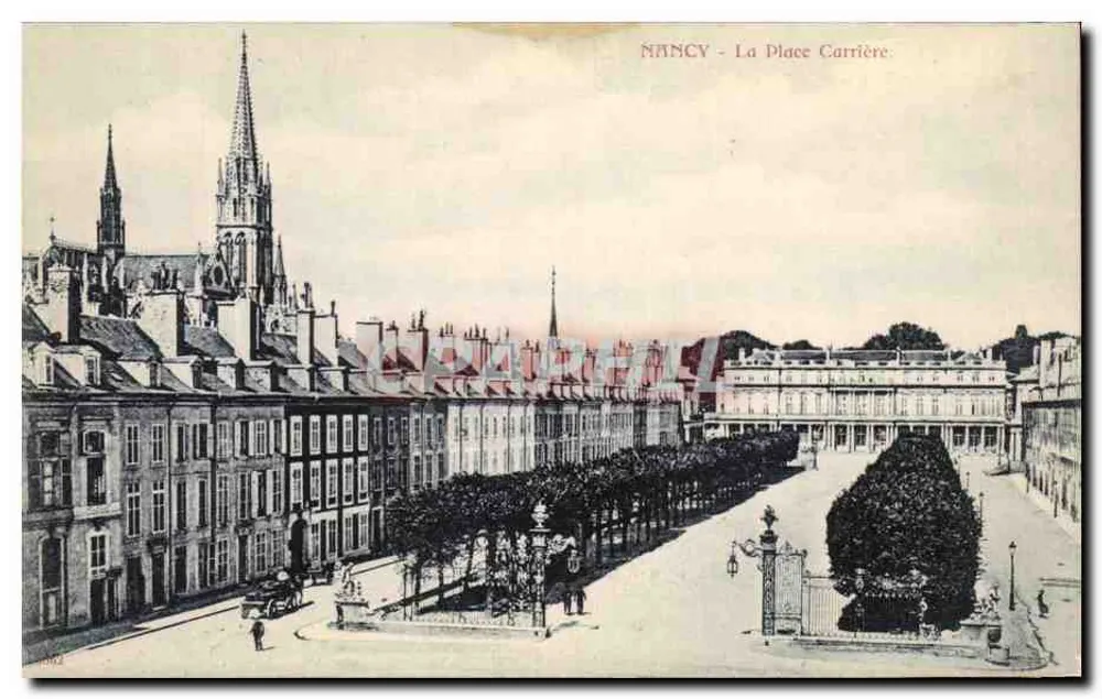 NANCY - A Place Carrière — vista panorâmica com igreja e alameda de árvores — Maison des Magasins Réunis, editor - Frente