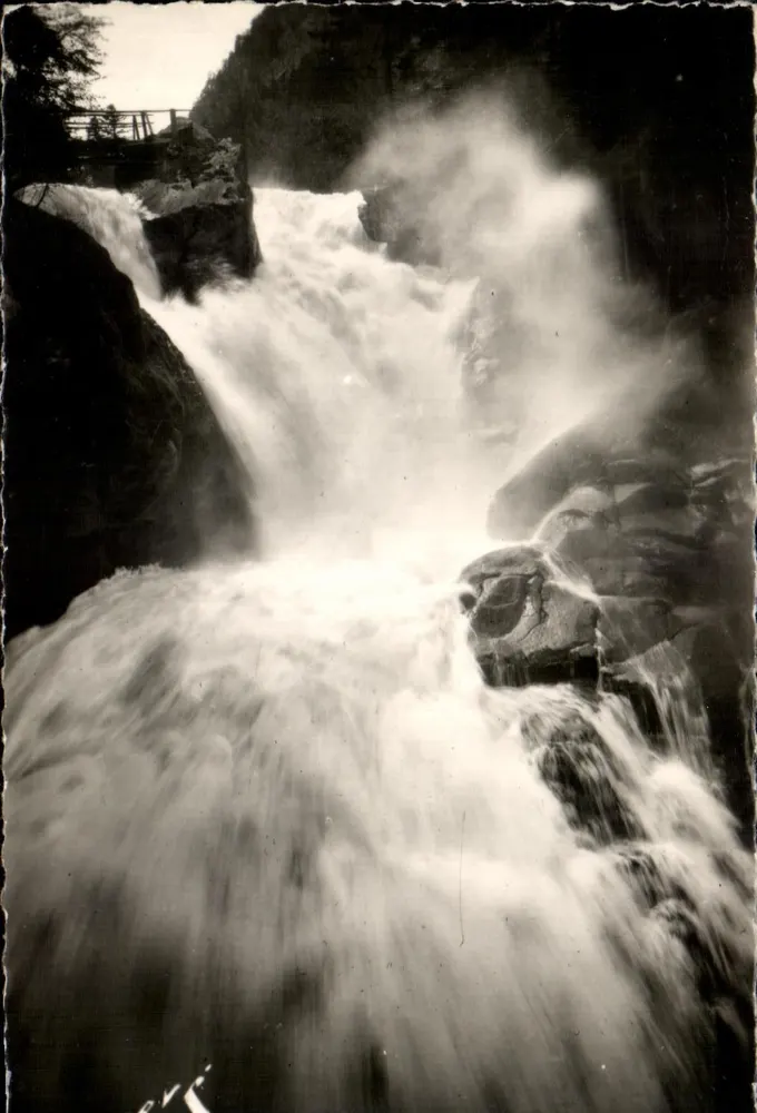 Wasserfall Cerisey (1.425 m.) — Route du Pont d'Espagne (H.P.) — Authentische Fotografie, Verlag Jove - Pau - Vorderseite