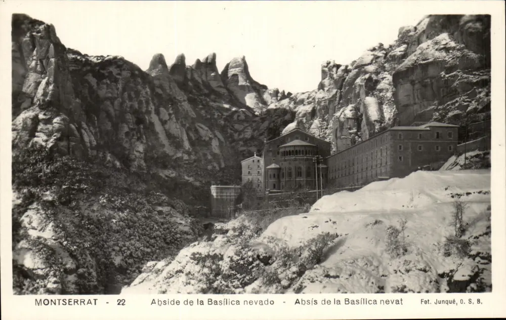 Montserrat - Abside da Basílica nevado - Fot. Junqué, O. S. B. - Frente
