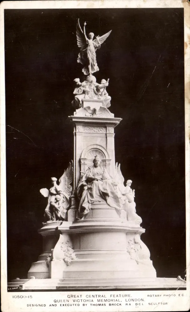 Queen Victoria Memorial — London — Rotary Photo EC - Vorderseite