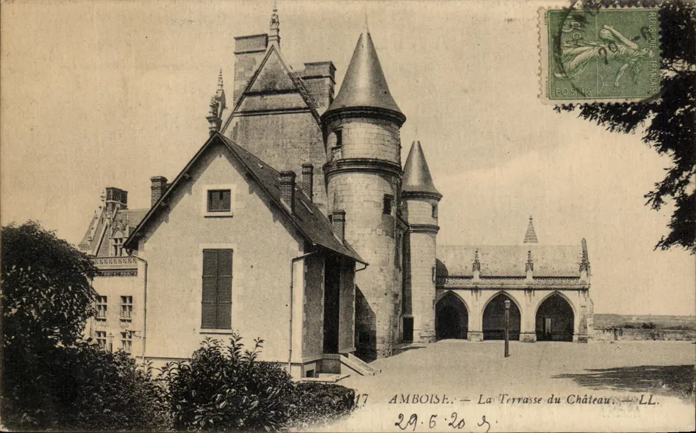 Amboise — A Terrasse do Castelo — LL. - Frente