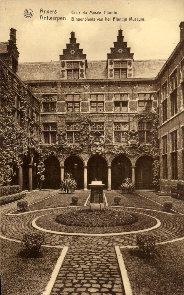Antwerpen — Hof des Museums Plantin — Verleger NIS - Vorderseite