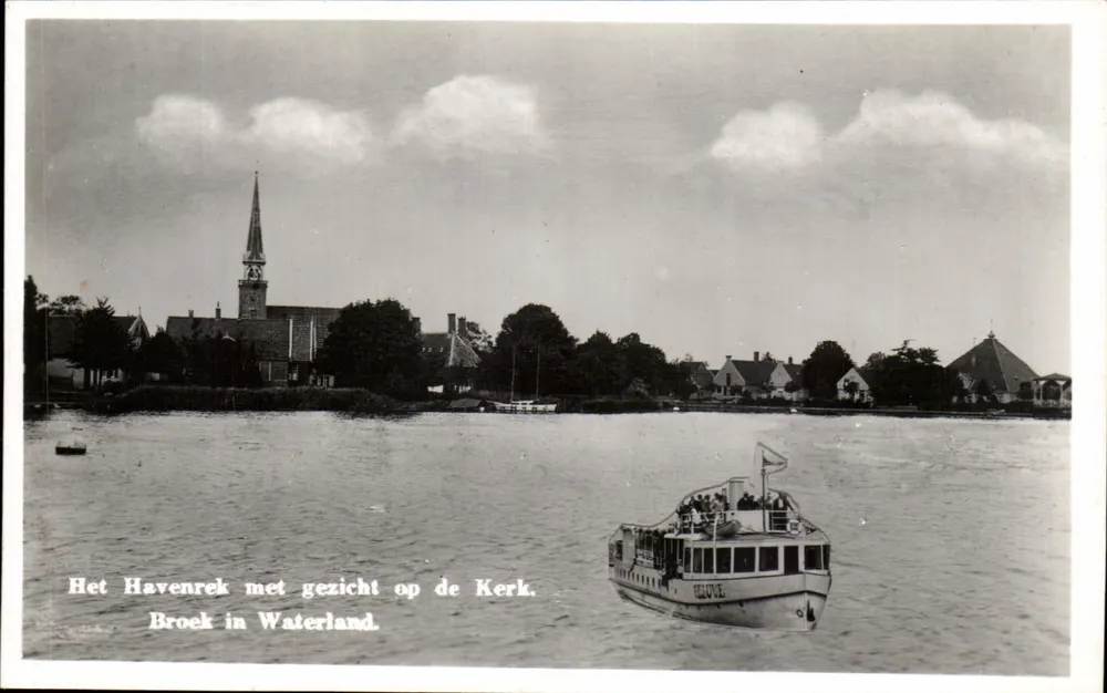 Broek in Waterland — Ansicht des Hafens und der Kirche — Uitgave Koster Broekerm 341 - Vorderseite