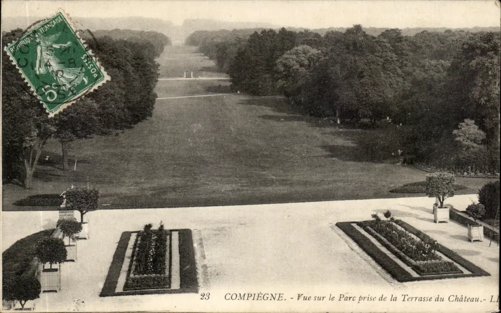 Compiègne — Aussicht auf den Park von der Schloss-Terrasse — L. 23 - Vorderseite