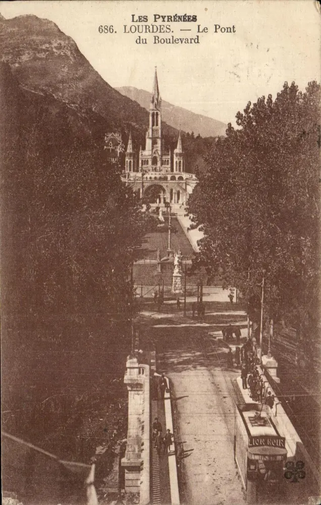 Lourdes — Le Pont du Boulevard — Éditeur Lier Reir, n° 686 - Vorderseite