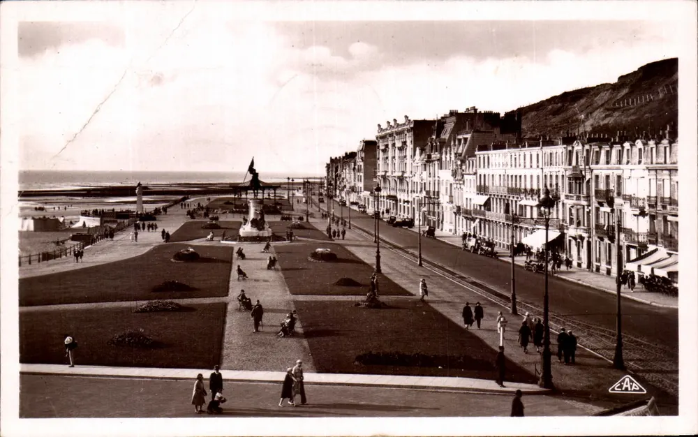 Boulogne-sur-Mer — A Digue — editor C.A.P. n°214 - Frente