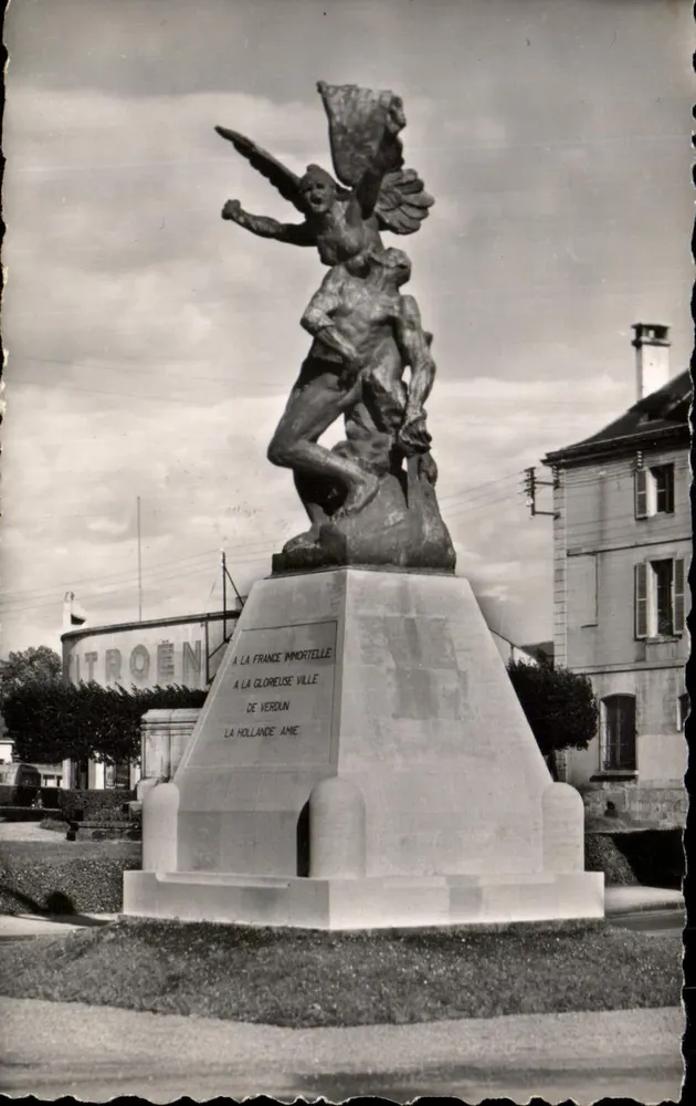 Denkmal zur Ehre von Verdun — Geschenkt von den Niederlanden — Verlag André Dugenne, Nr. 309 - Vorderseite