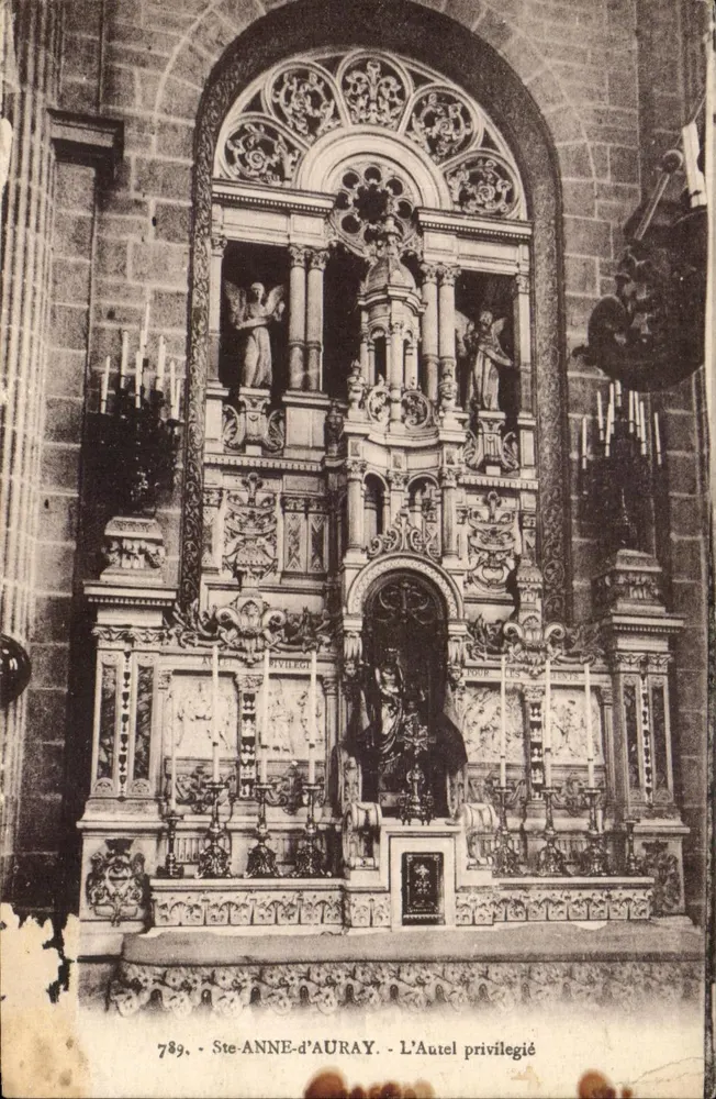Ste-Anne-d'Auray - O altar priviligiado — editor anônimo, n° 789 - Frente