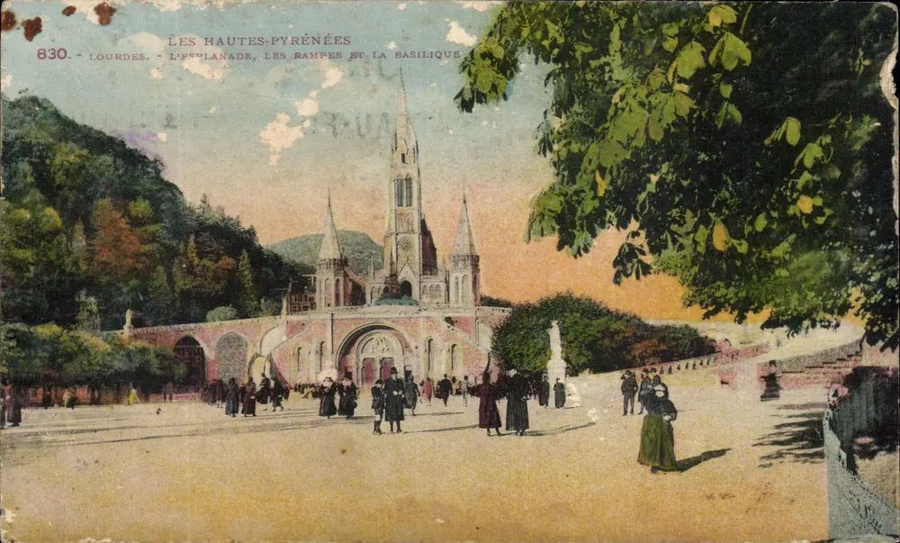 Lourdes — Les Rampes et la Basilique — Éditeur : Hôtel du Donjon, Lourdes - Vorderseite
