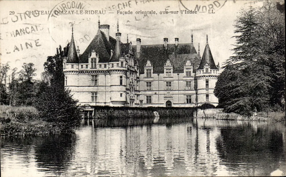 Château d'Azay-le-Rideau — Ostseite, Blick über die Indre — LL. - Vorderseite