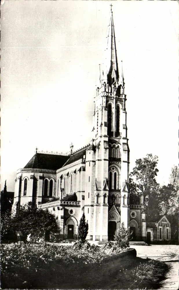 Pilgerreise zu Notre-Dame du Chêne — Die Basilika — Foto A. Roncière (Sarthe) - Vorderseite